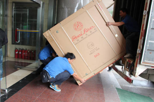 三家镇钢琴贵重工艺品无忧运